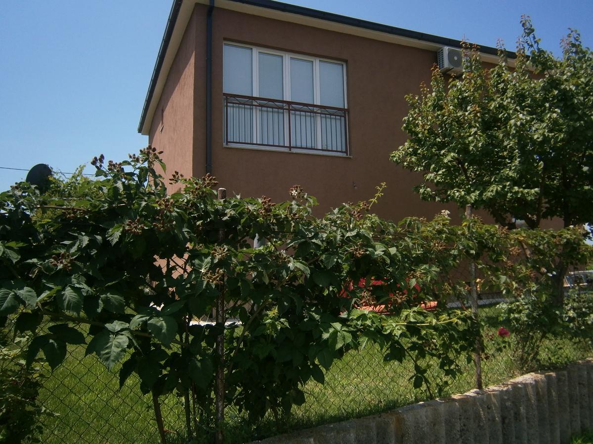 Apartman Boki Trebinje Eksteriør billede